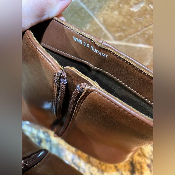 DV‎ cognac brown wedge booties - Picture 4 of 6